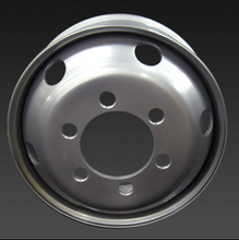 19.5*6.75 inch 6 hole tubeless truck steel wheels